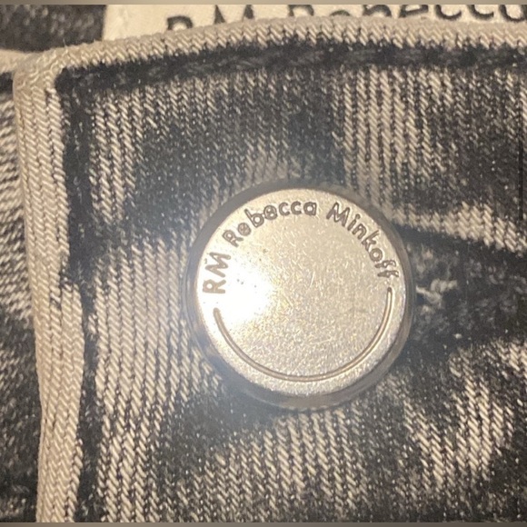 NWOT - Rebecca Minkoff Acid Wash Studded Pocket Jeans - Size 12 - Picture 3 of 10